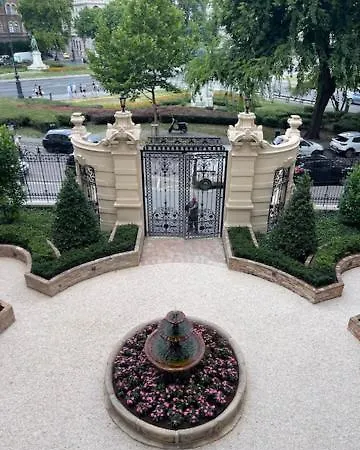 Korond Palace